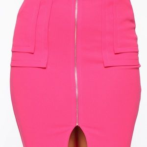Pink front zipper skirt